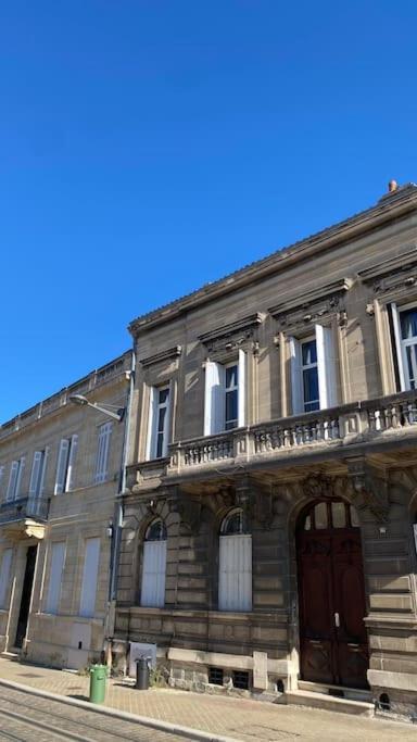 Splendide Haussmannien Dans Hotel Particulier Bordeaux Exterior photo